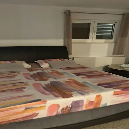 Analena - One Bedroom 1 Apartman Šibenik