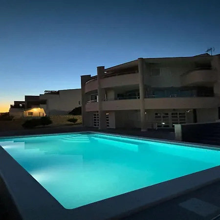 Analena - One Bedroom 1 시베니크